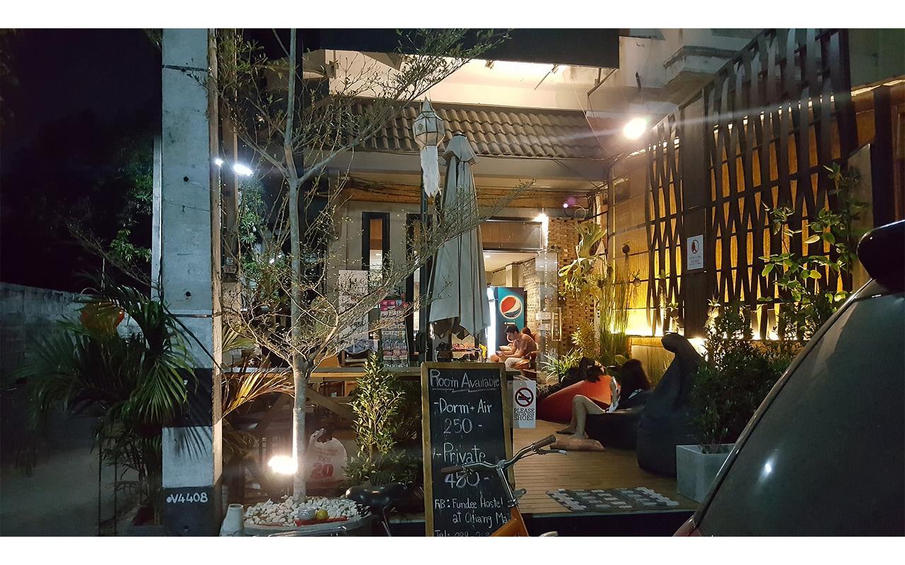 Fundee Hostel 치앙마이 외부 사진